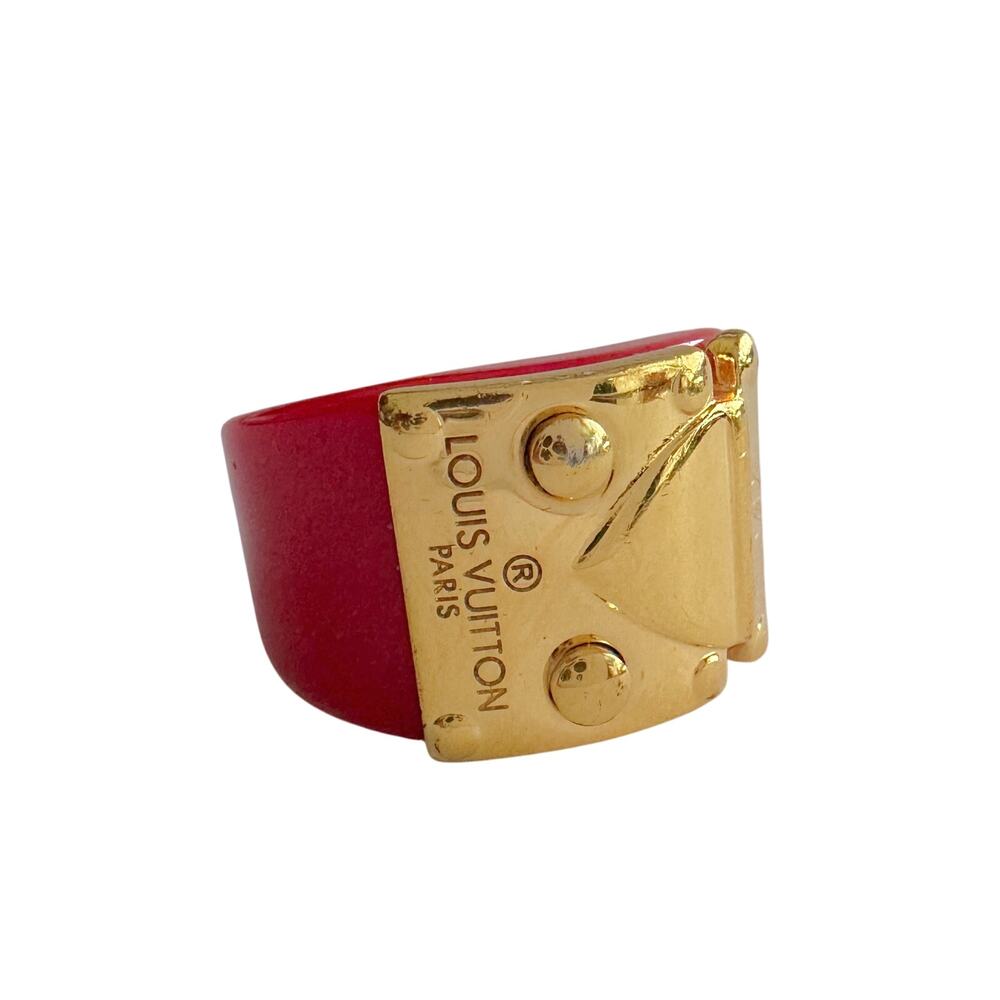Louis Vuitton LockMe Fuchsia Resin Gold Tone Ring - Picture 5 of 11
